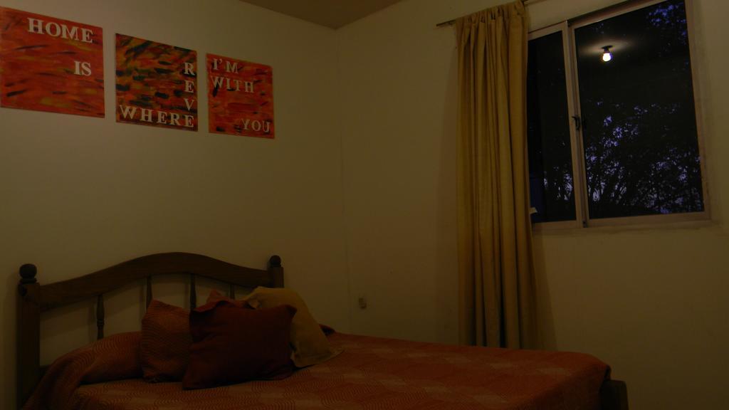 Punto Urbano Hostel Mendoza Room photo