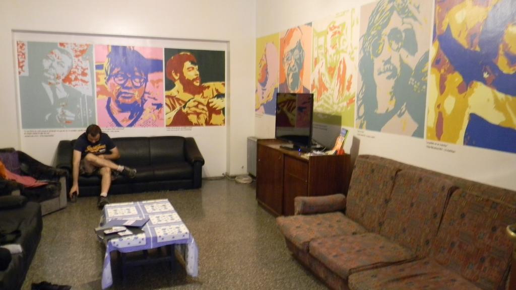 Punto Urbano Hostel Mendoza Exterior photo