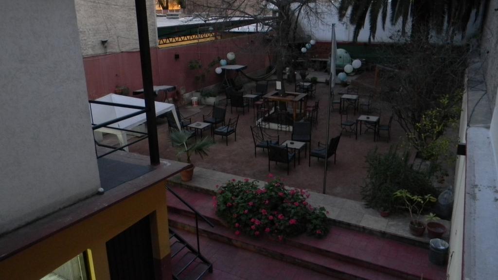 Punto Urbano Hostel Mendoza Exterior photo