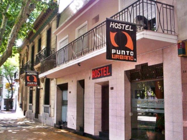 Punto Urbano Hostel Mendoza Exterior photo